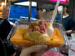 Prince Cheese Potato at Ximending Night Market, Taipei, Taiwa