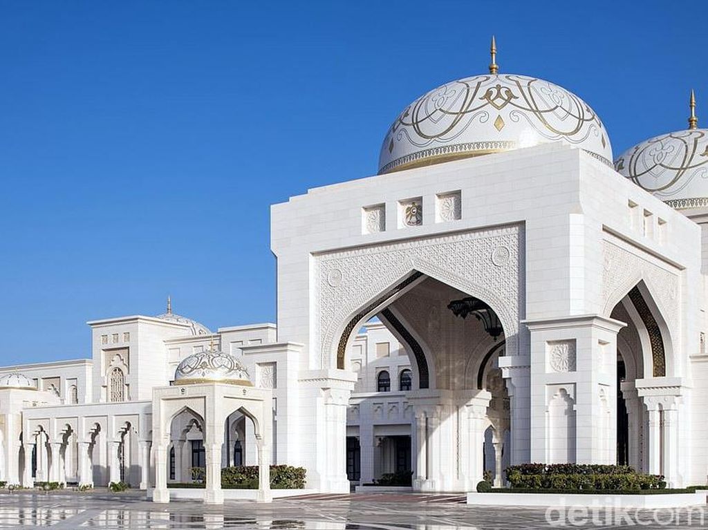 Akhirnya, Istana Kepresidenan Mewah Abu Dhabi Bisa Dikunjungi Turis Akhirnya, Istana Kepresidenan Mewah Abu Dhabi Bisa Dikunjungi Turis