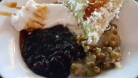 Kangen Bubur Kampiun? Bubur Komplet Ini Mantap Buat Sarapan
