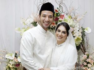 Tangis Ammar Zoni dan Irish Bella Sungkem ke Orang Tua Jelang Nikah Tangis Ammar Zoni dan Irish Bella Sungkem ke Orang Tua Jelang Nikah