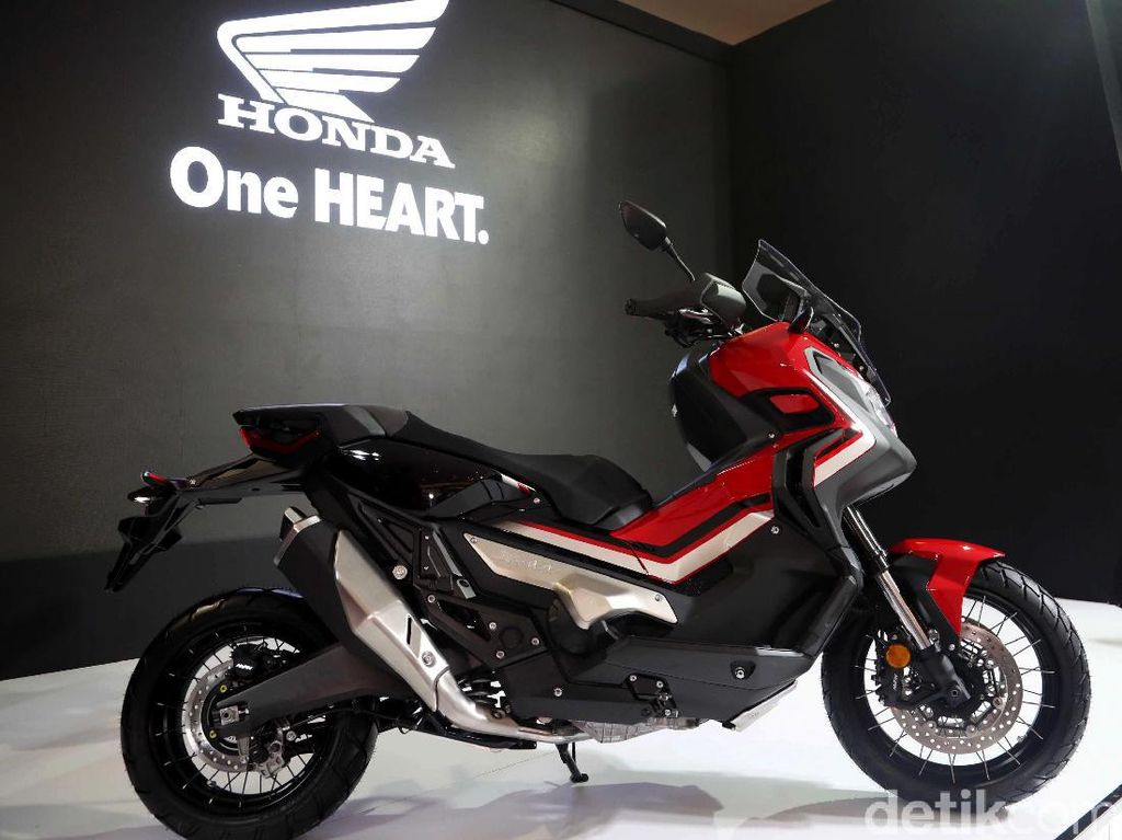 Kenapa Honda X-ADV Dibanderol Hampir Setengah Miliar Rupiah? Kenapa Honda X-ADV Dibanderol Hampir Setengah Miliar Rupiah?