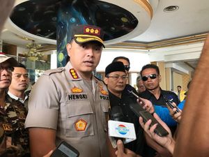 Polisi Dalami Motif Penyerangan Posko FBR di Jakarta Barat Polisi Dalami Motif Penyerangan Posko FBR di Jakarta Barat