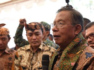 Susi Minta Setop Pakai Botol Plastik, Darmin: Saya Sudah Lama Susi Minta Setop Pakai Botol Plastik, Darmin: Saya Sudah Lama