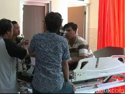 Dituduh Ngebut Saat Bawa Jenazah, Sopir Ambulans Ini Dipukul Warga