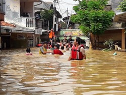 Banjir di Rawajati, Ketua RT: Ini yang Terbesar Selama 2019