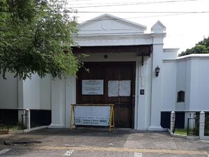 Putri Djoko Susilo Pasang Pengumuman Rumah yang Dirampas Negara Miliknya