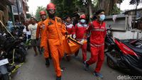 Korban Tewas Rumah Roboh di Tanah Tinggi Dievakuasi