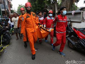 Korban Tewas Rumah Roboh di Tanah Tinggi Dievakuasi