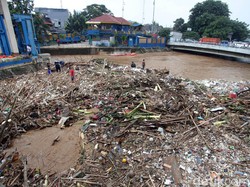PKB DKI soal Banjir: Anies Nggak Becus, Jauh Sama Ahok