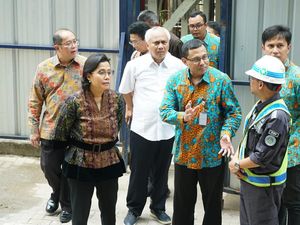 Sri Mulyani Tinjau Fasilitas Riset Bio Farma