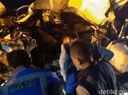 Detik-detik Kecelakaan Maut Renggut 5 Mahasiswa Tebuireng di Tol Nganjuk