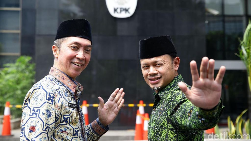 Kompaknya Wali Kota Bogor Bima Arya dan Anak Buah Lapor LHKPN