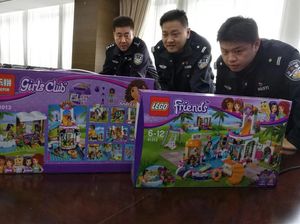 Digerebek Polisi, Ini Penampakan Pabrik LEGO KW Digerebek Polisi, Ini Penampakan Pabrik LEGO KW