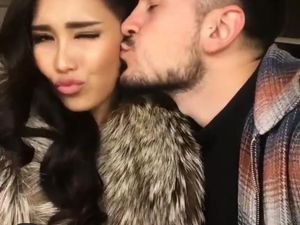 Jenguk Nikita Mirzani, Ayu Ting Ting Minta Doa Dapat Suami Baru