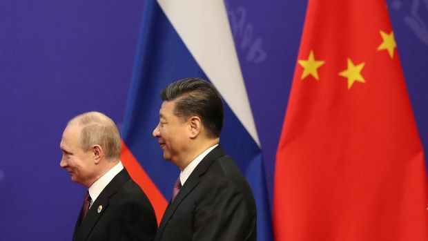 Russian President Vladimir Putin and Chinese President Xi Jinping attend the Tsinghua University’s ceremony at Friendship Palace in Beijing, China April 26, 2019. Kenzaburo Fukuhara/Pool via REUTERS