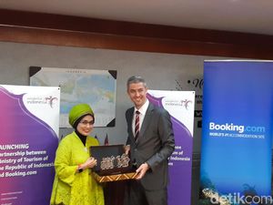 Kerjasama dengan Booking.com, Kemenpar Tidak Targetkan Jumlah Turis