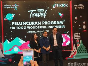 Mengharapkan Turis Milenial Datang ke Indonesia Lewat Tik Tok