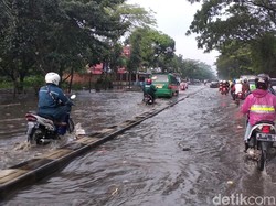 Hujan Deras, Kawasan Gedebage Bandung Terendam Banjir