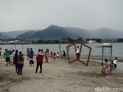 Danau Toba Digarap Serius Jadi Destinasi Wisata Kuliner dan Belanja