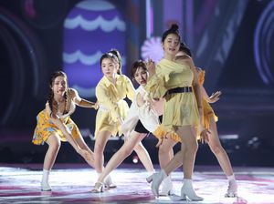 Pecah! Red Velvet Tampil Memukau di Korean Wave 2019 Pecah! Red Velvet Tampil Memukau di Korean Wave 2019
