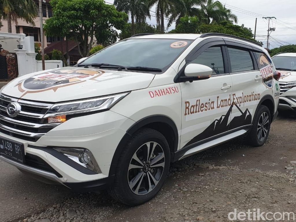 Daihatsu Terios Jelajah Bumi Raflesia Daihatsu Terios Jelajah Bumi Raflesia