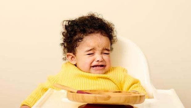 9 Ekspresi Wajah Bayi Saat Makan yang Perlu Bunda Tahu
