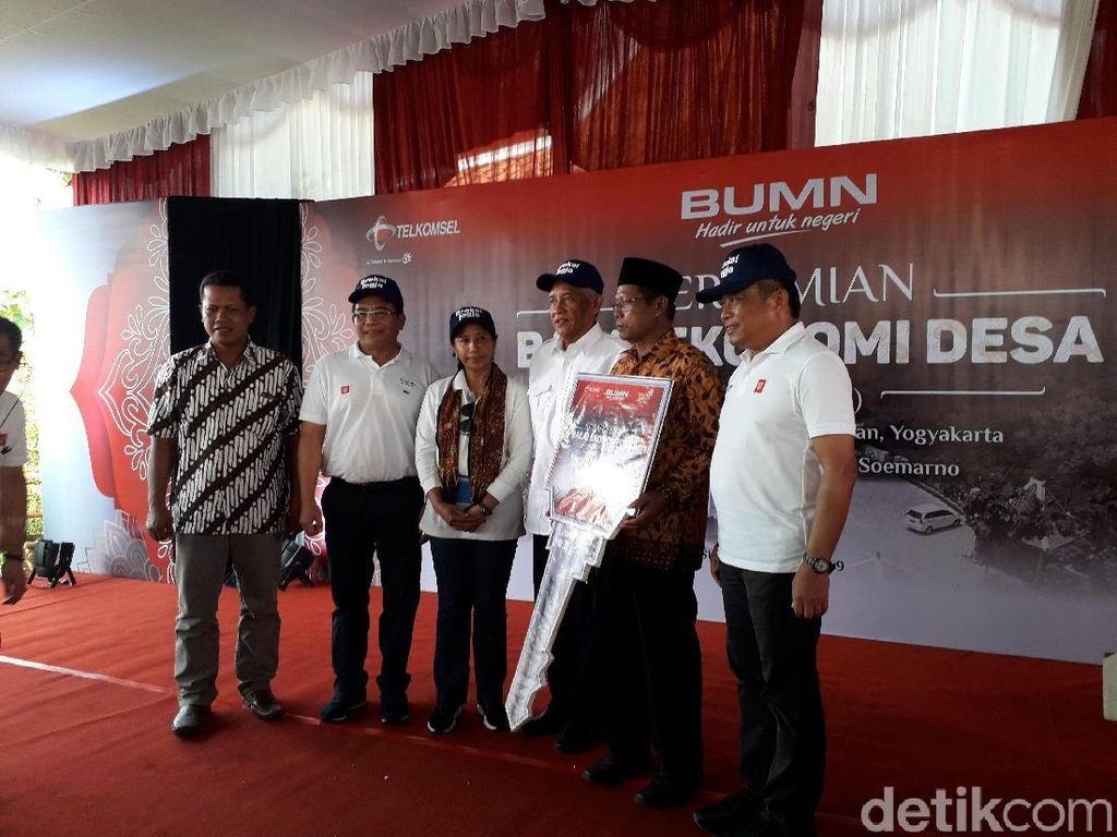 Rini Resmikan Balkondes Digital di Kawasan Tebing Breksi Rini Resmikan Balkondes Digital di Kawasan Tebing Breksi