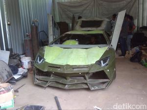 Pria Gunungkidul Lulusan SMP Sulap Mobil Sedan Jadi Lamborghini