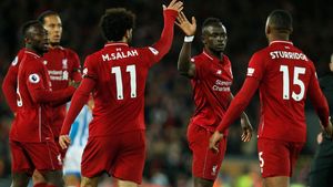 Salah dan Mane Bersinar, Liverpool Habisi Huddersfield