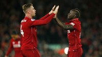Dengan tiga tambahan angka Liverpool kembali menggusur Manchester City dari puncak klasemen. Liverpool mengumpulkan 91 poin, unggul dua poin dari City yang baru akan bertanding Minggu (28/4) melawan Burnley. Foto: Andrew Yates / Reuters