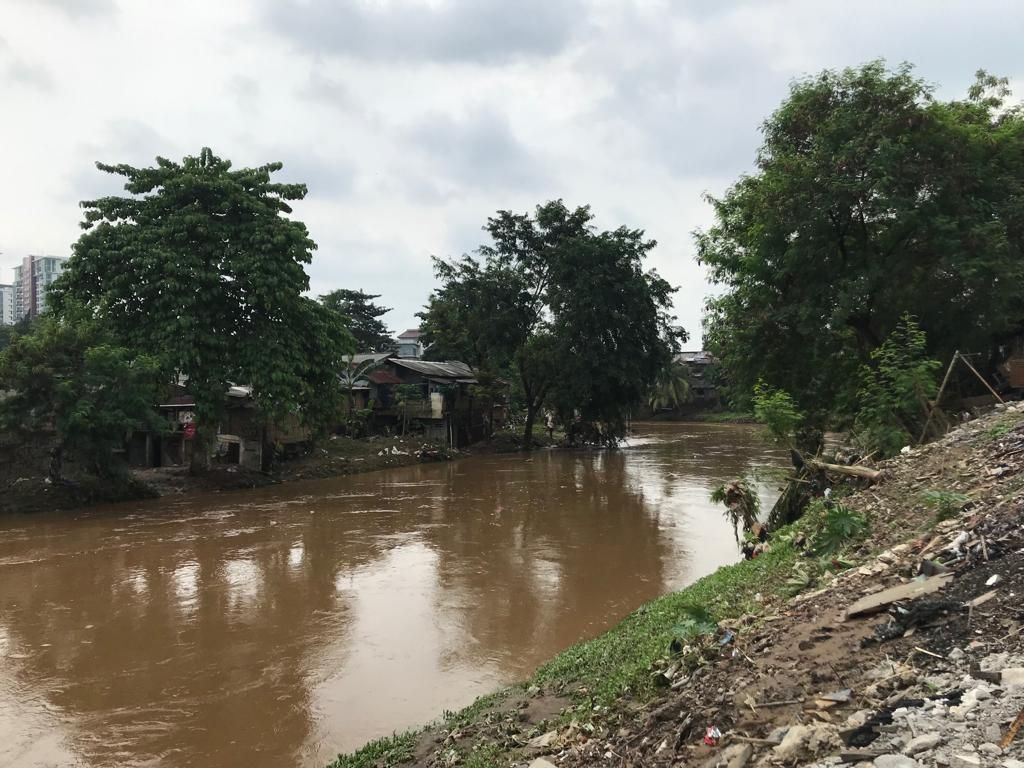 Kerap Kena Banjir, Warga Cawang Harap Normalisasi Ciliwung Dilanjutkan Kerap Kena Banjir, Warga Cawang Harap Normalisasi Ciliwung Dilanjutkan