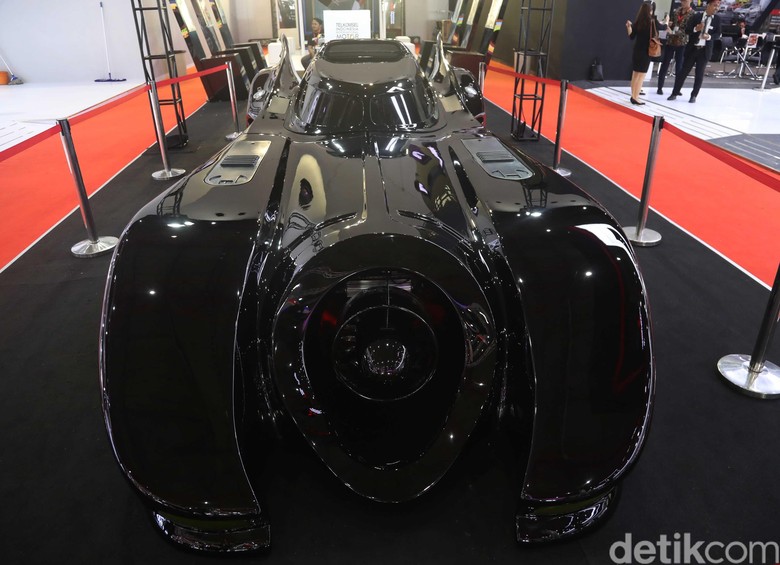 Mau Naik Mobil Batman di IIMS 2019? Begini Caranya!