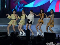 Tepati Janji ke Fans, Red Velvet Menghibur di Super K-Pop Festival 2019