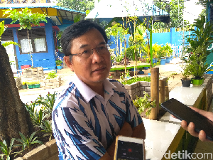 Pantau Pintu Air Manggarai, Plt Kadis SDA DKI: Air Sudah Turun Siaga IV Pantau Pintu Air Manggarai, Plt Kadis SDA DKI: Air Sudah Turun Siaga IV