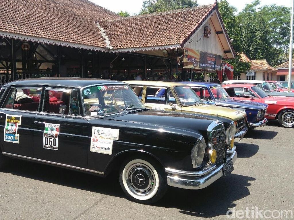 Kolektor Mobil Klasik Terancam Jika Usia Kendaraan Dibatasi Kolektor Mobil Klasik Terancam Jika Usia Kendaraan Dibatasi