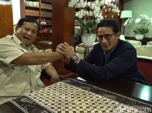 Prabowo: Saya Berterimakasih Punya Wakil Muda dan Fit Prabowo: Saya Berterimakasih Punya Wakil Muda dan Fit