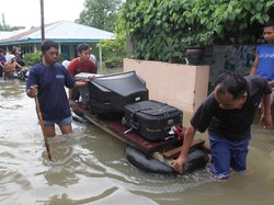 Korban Banjir Bengkulu Butuh Bantuan Air Bersih