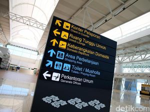 Dilema di Balik Keputusan Turunnya Harga Tiket Pesawat