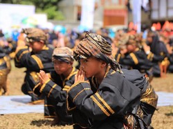 Kenapa Banyak Orang Minang Punya Nama Bule?