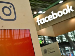 Ponsel Baru Huawei Tak Lagi Terpasang Facebook dan WhatsApp Ponsel Baru Huawei Tak Lagi Terpasang Facebook dan WhatsApp