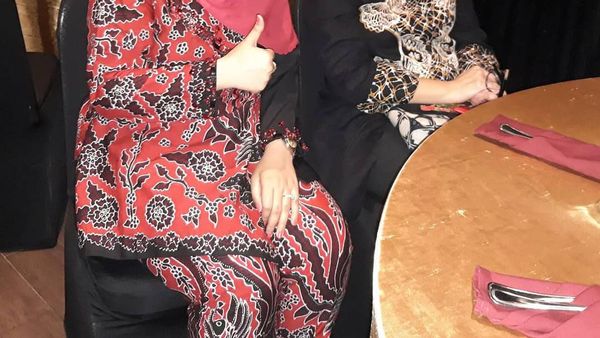 Momen Kuliner Mitha, Caleg DPR RI Muda PDIP Bareng Puan dan Krisdayanti