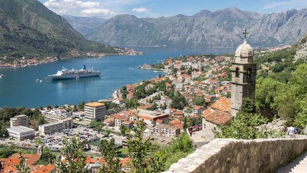 Foto: Kota Kotor yang Sangat Indah