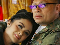 Usai Posting Selingkuh, Raul Lemos Puji KD Sekretaris Cantik