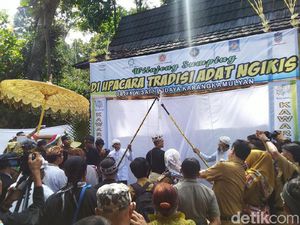 Sambut Ramadan, Upacara Adat Ngikis Digelar di Ciamis