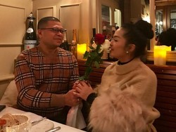 Tak Layani Wawancara, KD-Raul Lempar Senyum dan Selalu Bergandengan