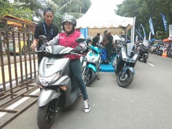 Emak-emak di Klaten Jajal Yamaha FreeGo, Ini Pengakuannya