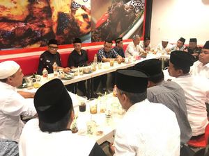 Barisan Gus dan Santri Doakan Bangsa Kembali Bersatu