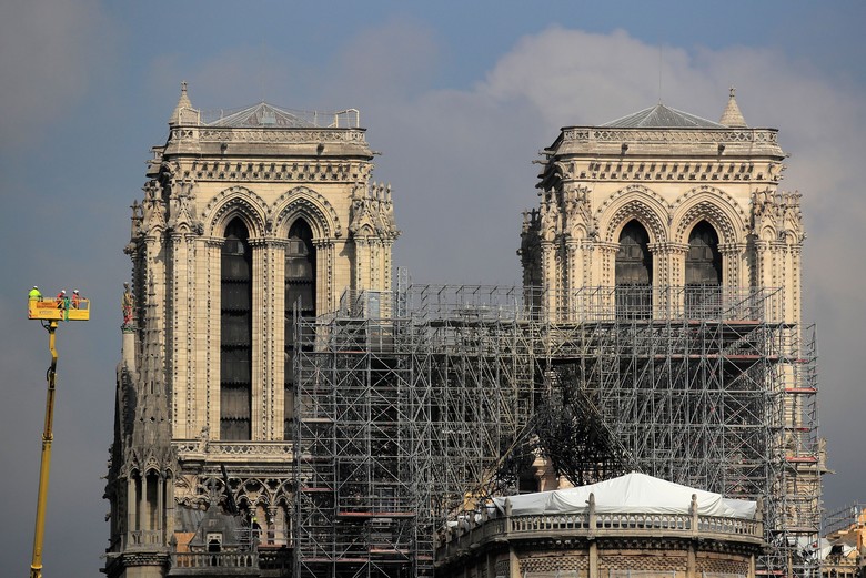 Pemerintah Paris Tes Paparan Timbal Efek Kebakaran Notre-Dame