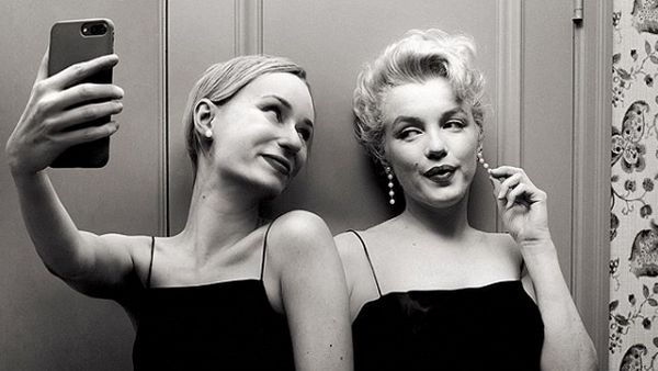Marilyn Monroe hingga Gandhi Jadi Korban Selfie Wanita Ini