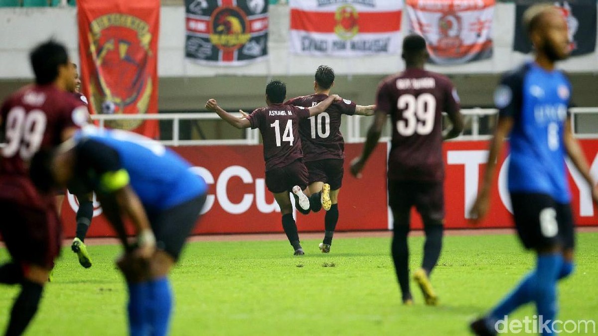 PSM Makassar mengalahkan Home United 3-2. (Foto: Grandyos Zafna)